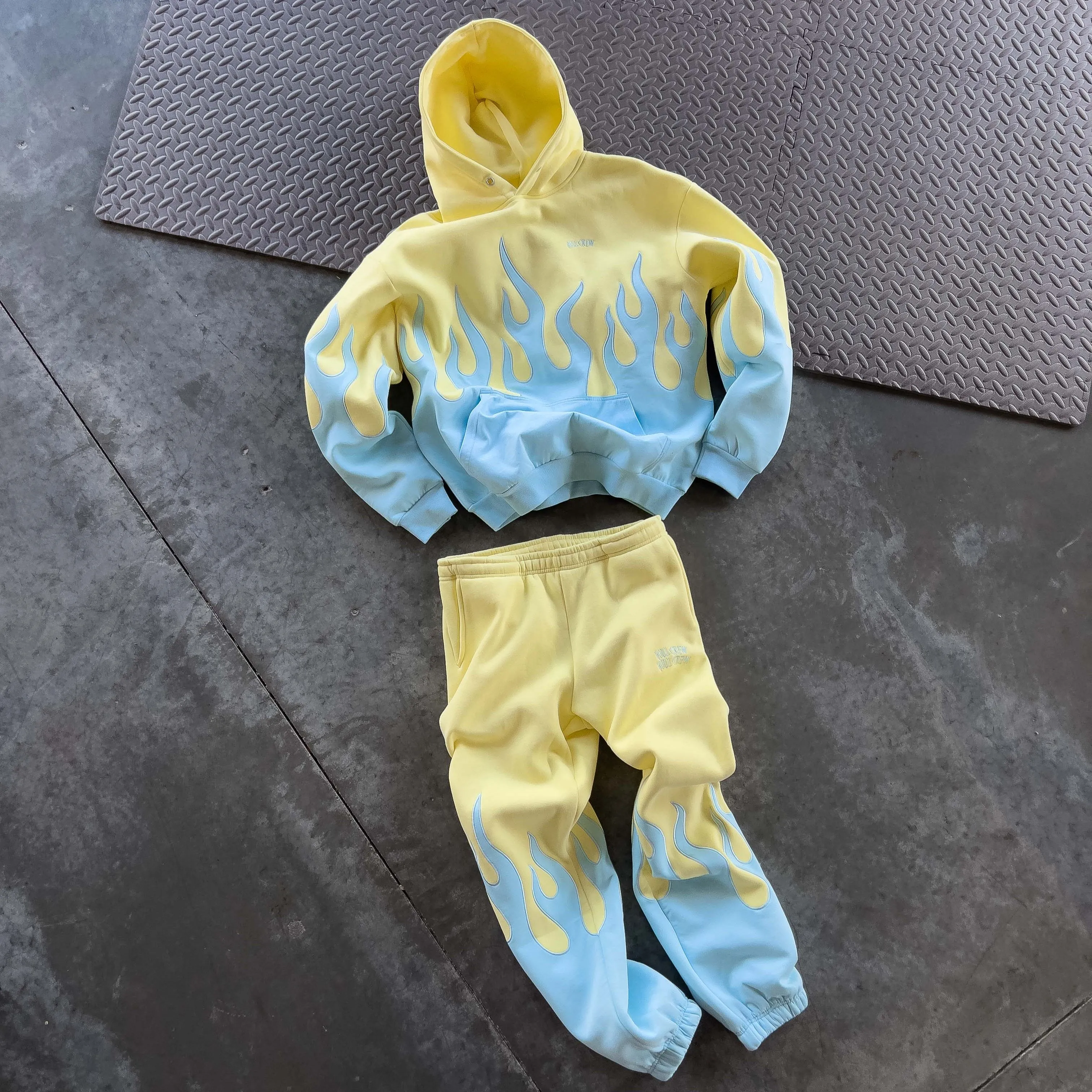 OVERSIZED PREMIUM HEATER HOODIE - YELLOW / BLUE