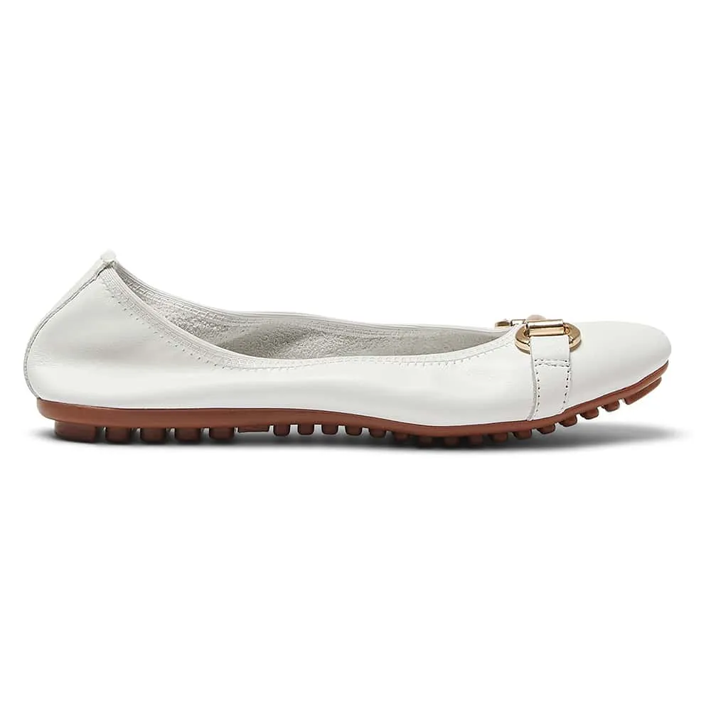 Pilgrim Flat in White Leather