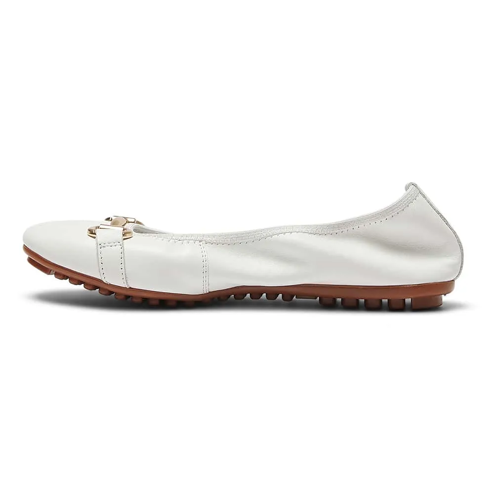 Pilgrim Flat in White Leather